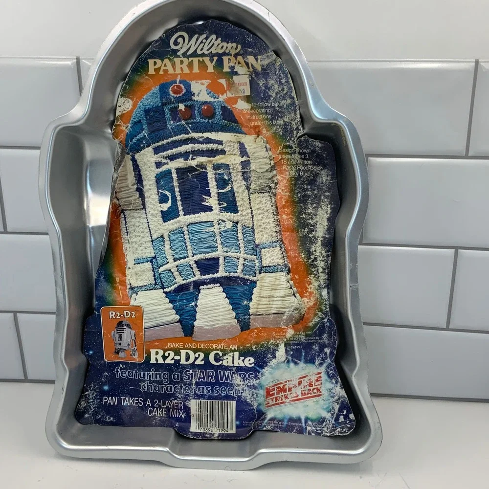 Vintage 1980 Wilton Star Wars R2-D2 Cake Pan Empire Strikes Back 2105-1294